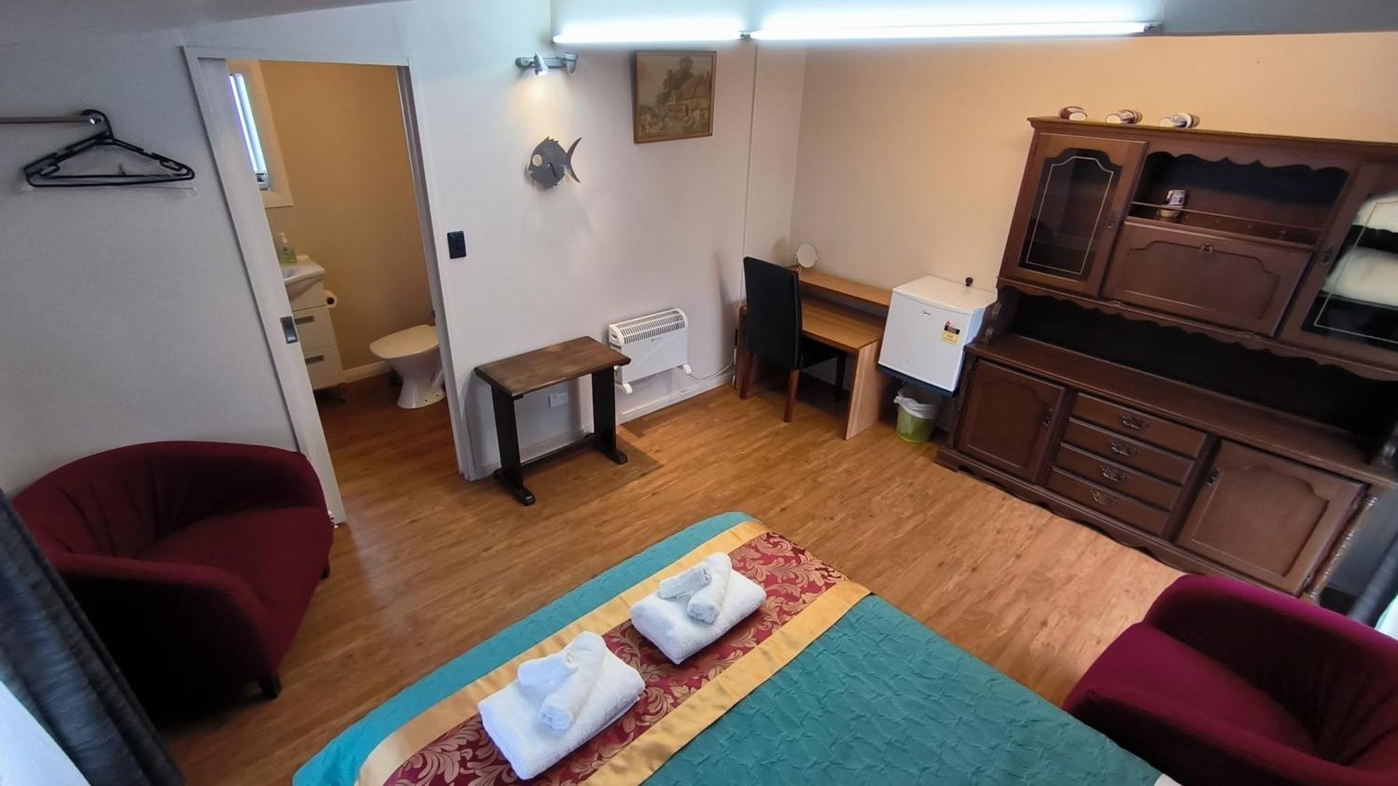 5 Large Bedroom Villas Suitable For 10People Christchurch Eksteriør billede